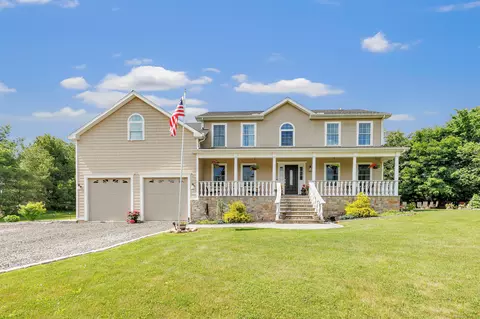 22 Orchard Ave, Bethlehem, CT 06751