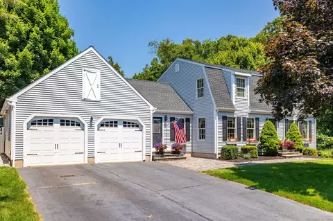4 Evergreen Ter, Seymour, CT 06483