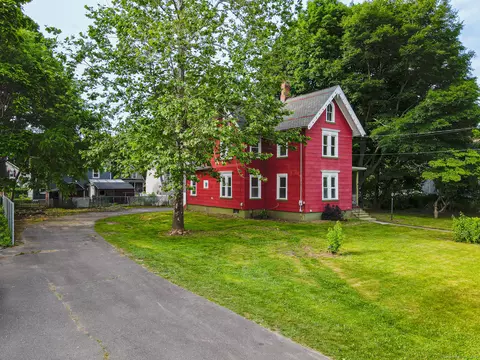17 Broad St, Plainville, CT 06062