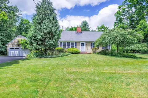 2468 Congress St, Fairfield, CT 06824