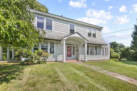 46 Pine St, Middletown, CT 06457