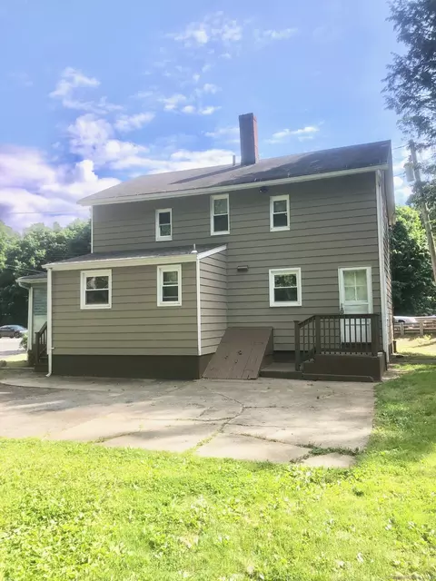 537 Derby Ave, Orange, CT 06477