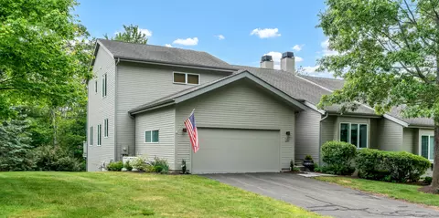 12 Gatewood #12, Avon, CT 06001