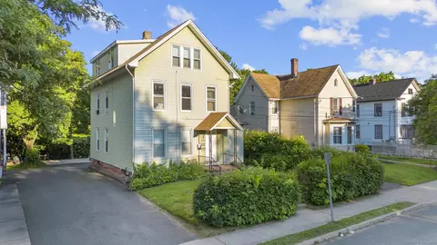 77 Windsor Ave, Meriden, CT 06451