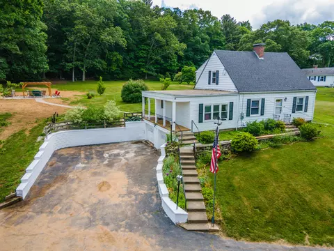 228 Eastford Rd, Eastford, CT 06242