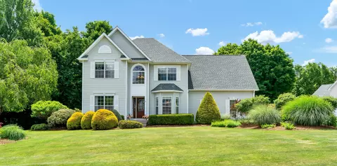 18 Pebblebrook Dr, Rocky Hill, CT 06067