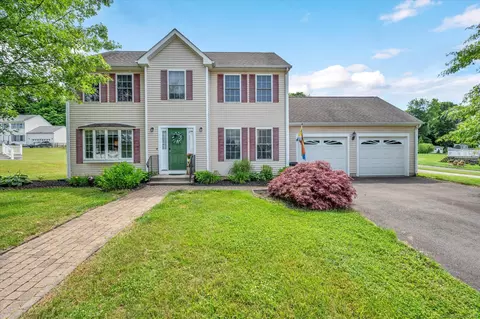 30 Walt Dr, Meriden, CT 06450