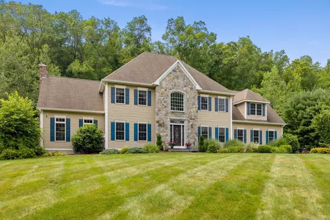 45 Castlerock Ln, Bolton, CT 06043