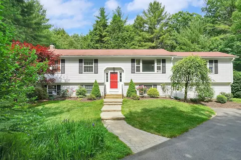 34 Pinecrest Rd, Willington, CT 06279