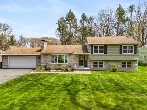 220 Mountain Rd, Cheshire, CT 06410
