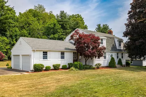 5 Meeting House Rd, Berlin, CT 06037