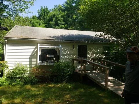 39 Joe Williams Rd, East Haddam, CT 06469