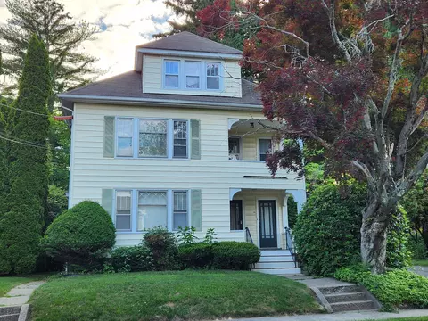 25 Lawson St, Bristol, CT 06010