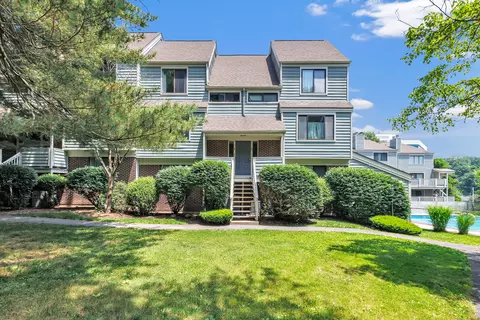 3 Oakwood Ave #B6, Norwalk, CT 06850