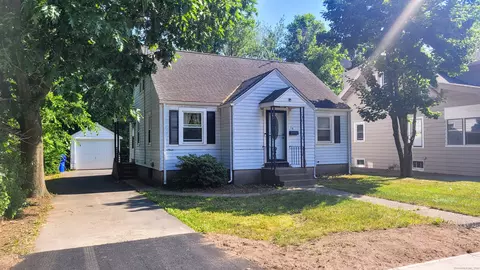 19 Brewer St, East Hartford, CT 06118