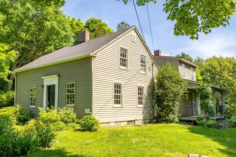 196 Field St, Naugatuck, CT 06770