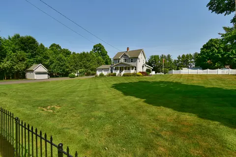 1085 Middle Turnpike East St, Manchester, CT 06040