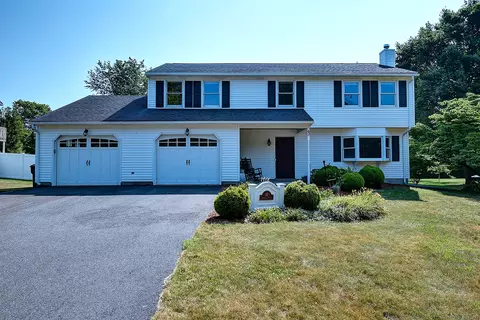 42 Cadbury Ln, South Windsor, CT 06074