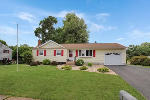 6 Rosewood Dr, Plainville, CT 06062