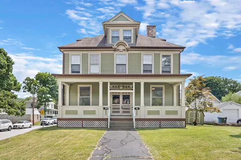 110 W Thames St, Norwich, CT 06360