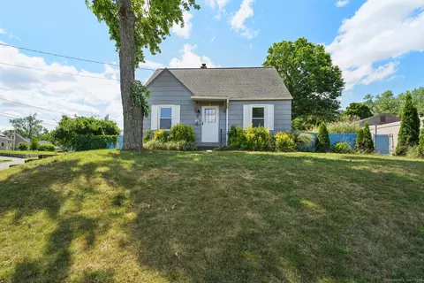 9 Dunham Ln, East Hartford, CT 06118