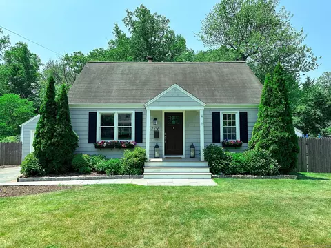 279 Figlar Ave, Fairfield, CT 06824