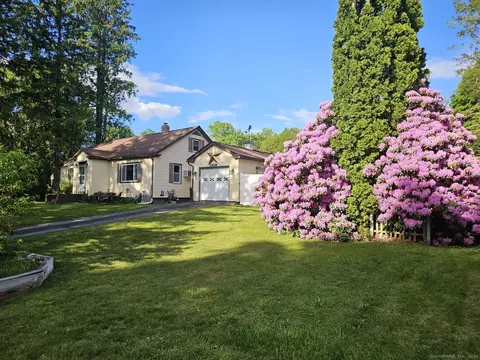 54 Corrinne St, Killingly, CT 06239