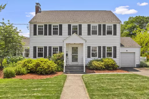 55 Maple St, Milford, CT 06460