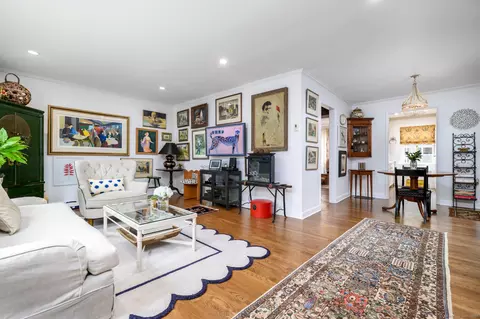 21 Village Walk #21, Wilton, CT 06897