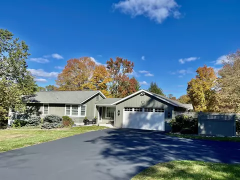 18 Goodsell Hill Rd, Redding, CT 06896