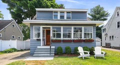 13 Brookfield Ave, Fairfield, CT 06825
