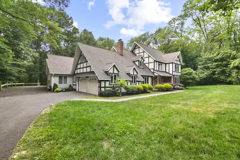 19 Salem Rd # R, Prospect, CT 06712