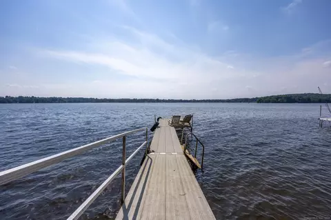 52 Marsh Pt, Morris, CT 06763
