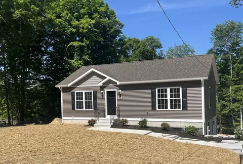 515 Hubbard Rd, Killingly, CT 06239