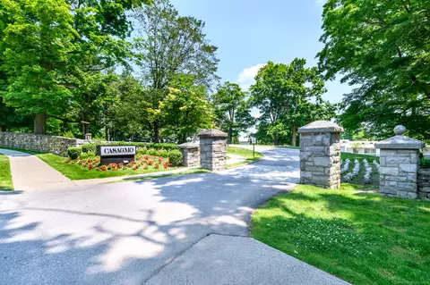18 Lawson Ln, Ridgefield, CT 06877