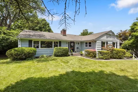230 Hubbard Ave, Stamford, CT 06905