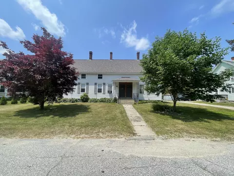 48-50 River St, Plainfield, CT 06354