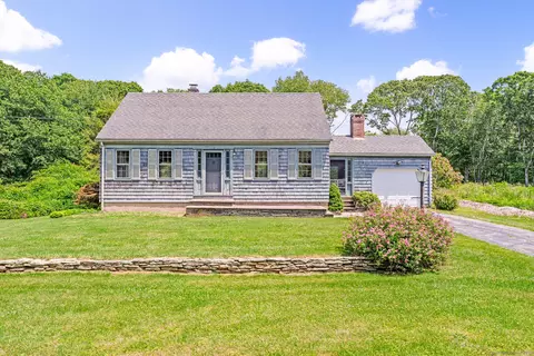 84 Sunrise Ave, Stonington, CT 06379