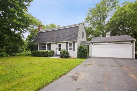 12 Forest Glen Rd, Old Saybrook, CT 06475