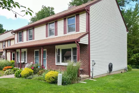 20 Winesap Cir #20, Rocky Hill, CT 06067