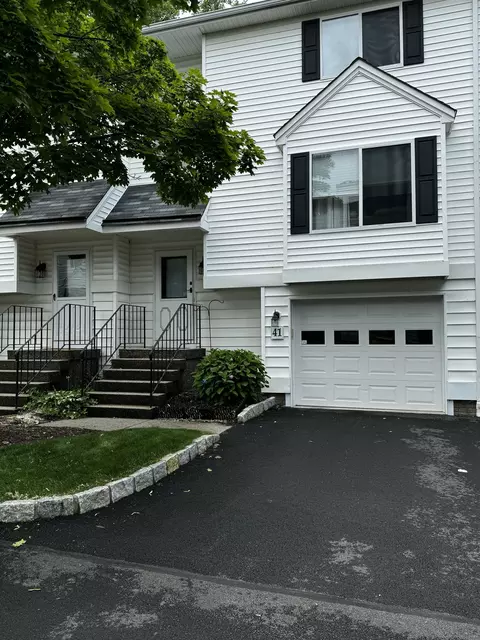 10 South St #41, Danbury, CT 06810