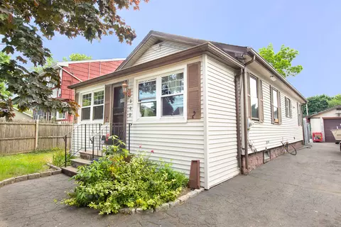 245 Hamilton Ave, Stratford, CT 06615