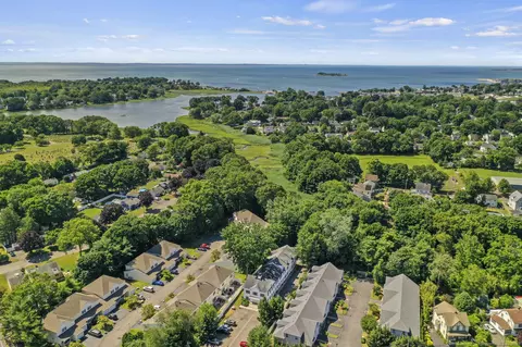 279 New Haven Ave #A, Milford, CT 06460