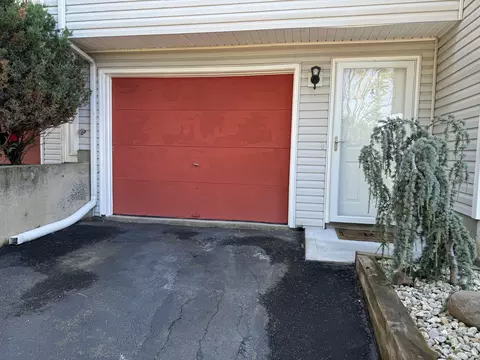 55 Gay St UNIT 4, East Haven, CT 06513
