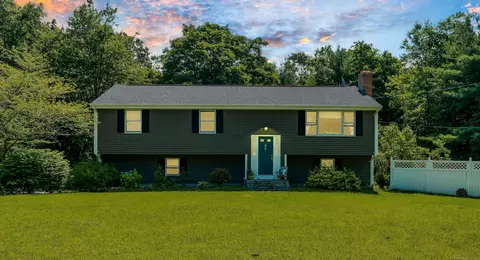 9 Danielle Rd, Granby, CT 06035 photo 1