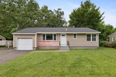 5 Patton Rd, Bloomfield, CT 06002