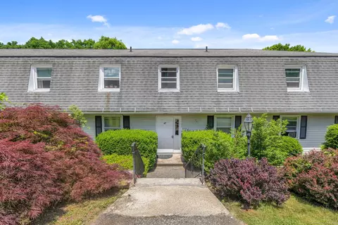 47 Armand Dr #3, Waterbury, CT 06708