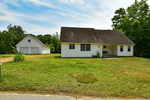 127 Kozley Rd, Tolland, CT 06084