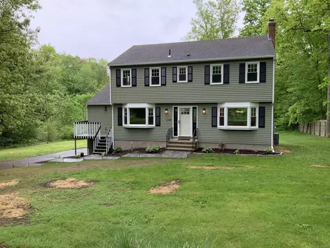 22 Valley View Dr, Farmington, CT 06032