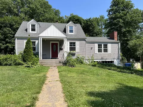 177 Battis Rd, Hamden, CT 06514